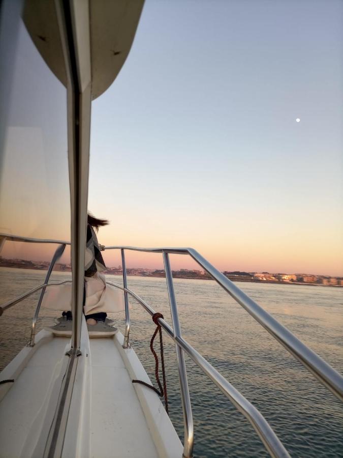 Diamantedouro - Boat Hotel Vila Nova de Gaia Exterior photo