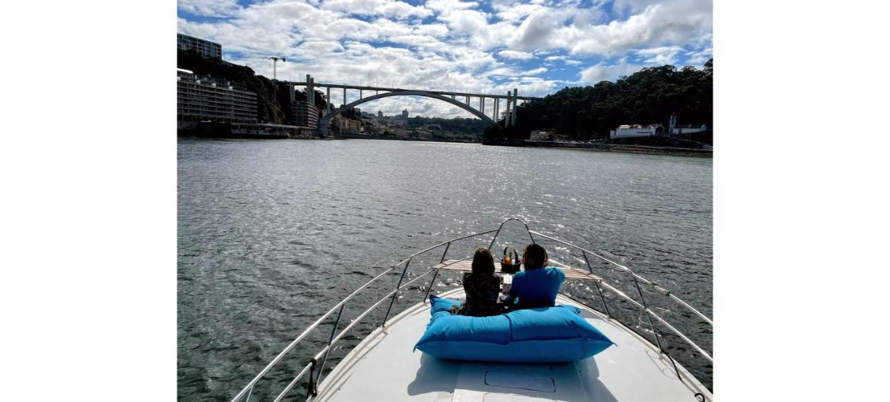 Diamantedouro - Boat Hotel Vila Nova de Gaia Exterior photo